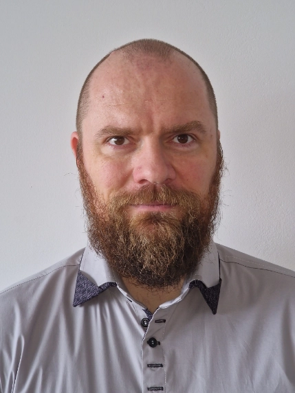 Tomaz P.